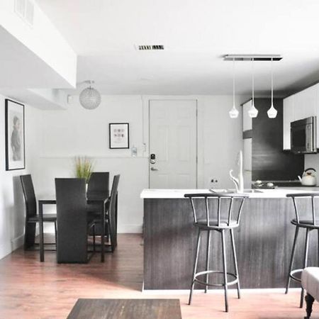 Cozy 1 Bd Suite Centrally Located North Vancouver Exterior foto