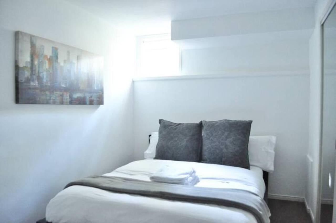 Cozy 1 Bd Suite Centrally Located North Vancouver Exterior foto